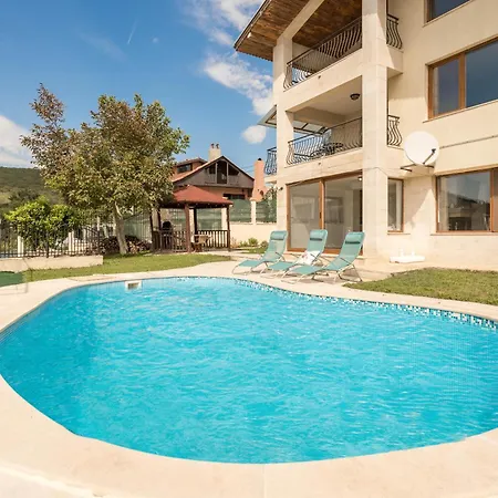 Sineva - Pool, Bbq & Seaview Fish Fish