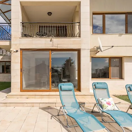 Sineva - Pool, Bbq & Seaview * Fish Fish