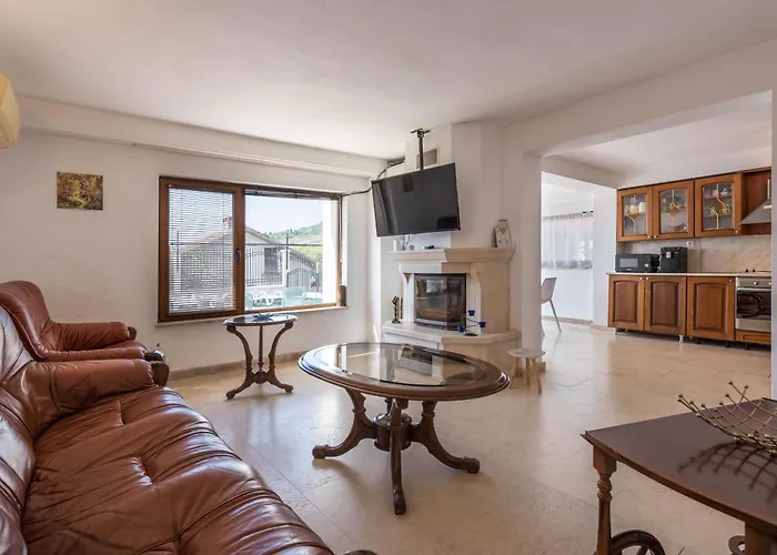 Sineva - Pool, Bbq & Seaview *