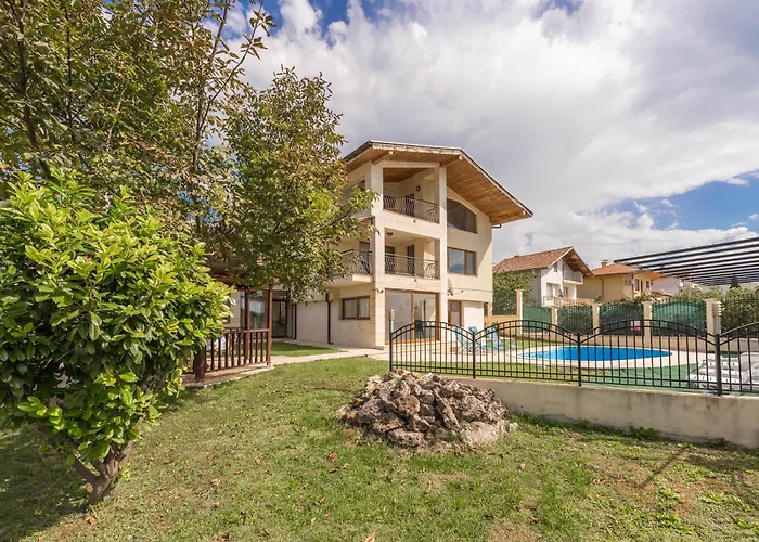 Hébergement de vacances Sineva - Pool, Bbq & Seaview *